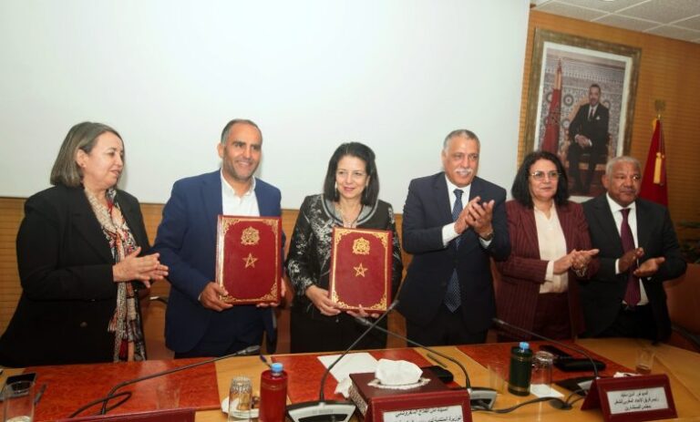الوزيرة السغروشني تطلق مرحلة جديدة لإصلاح الإدارة عبر اتفاق اجتماعي يعزز الثقة والتحفيز